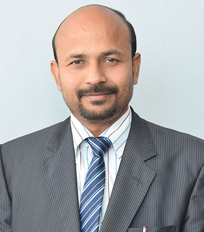 Dr. Vishal Khandelwal